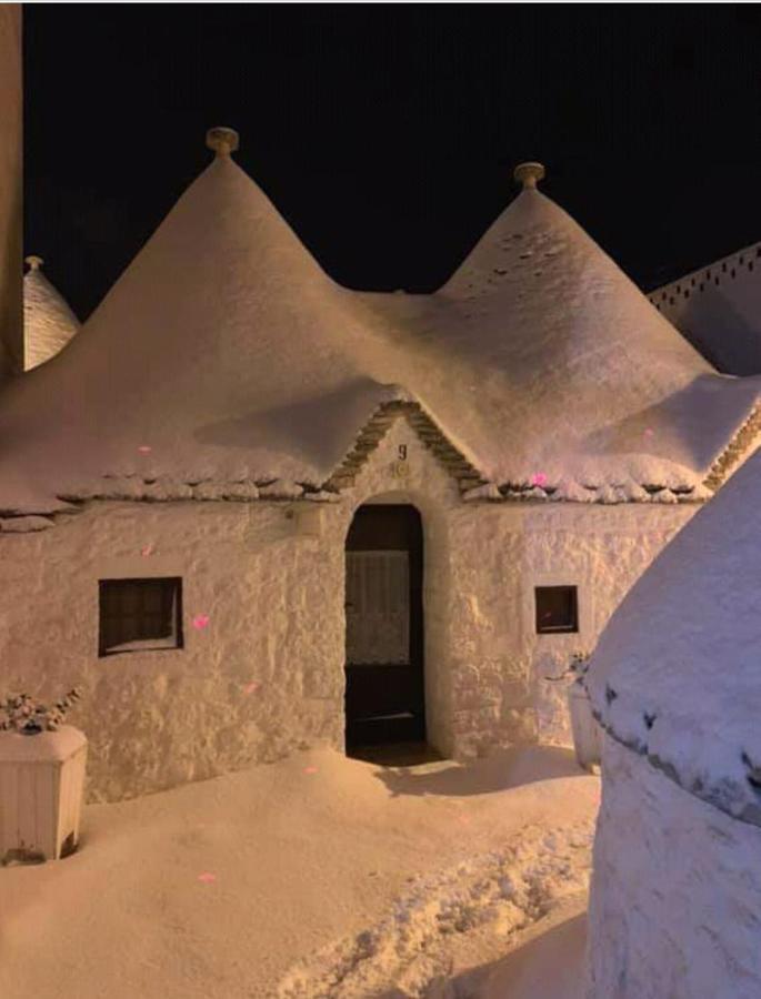 Bed and Breakfast Buona Notte Nel Trulletto Альберобелло Экстерьер фото